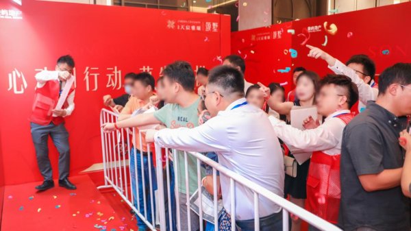 正规股票配资app 2035年上海的高阶居住：象屿天宸雅颂｜颂墅