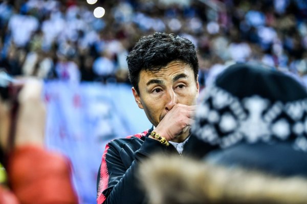 杭州股票配资公司 李玮锋谈执教宁波队：俱乐部投资人对职业足球的情怀非常真挚